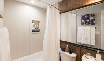 131 E BROAD St #503, Athens, GA 30601