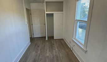 11 Walker St, Athens, OH 45701