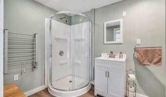 346 Lincoln St, Bangor, ME 04401