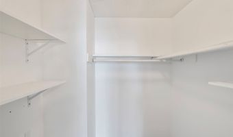 1215 Alexander St 204, Honolulu, HI 96826