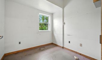 10 Pethaven Ln, Augusta, ME 04330