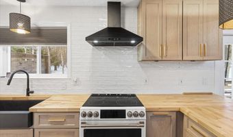 48 Buckhill Rd, Albrightsville, PA 18210