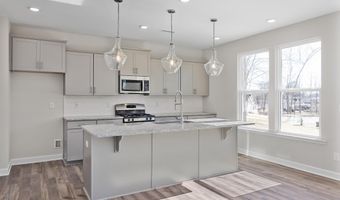 315 Queensferry Ln, Aberdeen, NC 28315