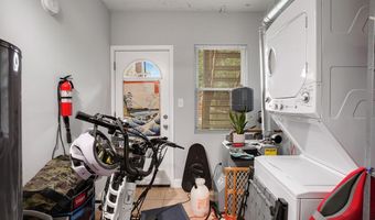 330 20TH St NE, Washington, DC 20002