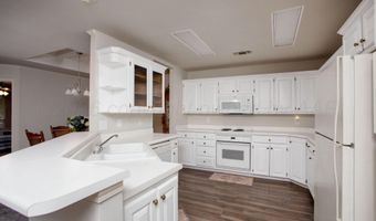 6206 OAKCREST Ln, Amarillo, TX 79109