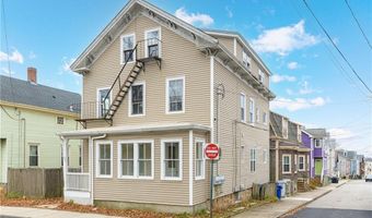 427 Spring St 1, Newport, RI 02840