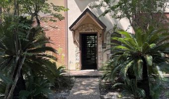 530 N 2nd St, Bay St. Louis, MS 39520