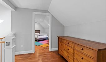 129 Loon Call Dr, Belgrade, ME 04917