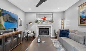 1000 Louis Ave, Algonquin, IL 60102