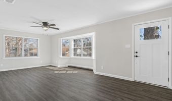 2014 W Lakeview Dr, Benton, AR 72015
