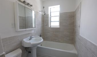 573 AVENUE E 4, Bayonne, NJ 07002