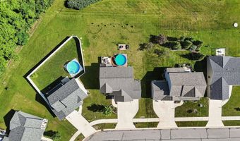 687 Sully Ct, Angola, IN 46703