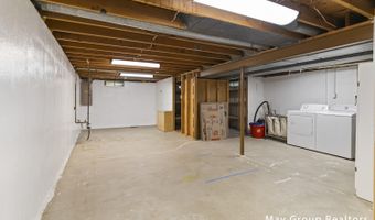 745 Adaway Ave SE, Ada, MI 49301