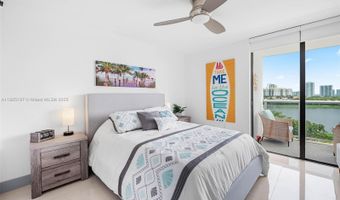 3675 N Country Club Dr 1006, Aventura, FL 33180