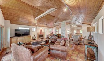 1009 N Loop Rd, Alpine, TX 79854