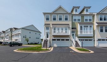 10900 HOLYSTONE Ln 301, Berlin, MD 21811