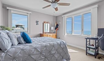 25 Narragansett St, North Kingstown, RI 02852