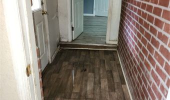 2016 Nash Ave, Savannah, GA 31405
