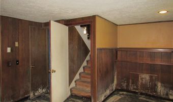 10940 Julie St NE, Alliance, OH 44601