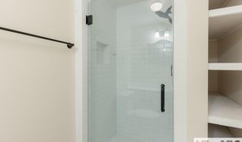 16 S Sassafras Ct, Highlands, NC 28741