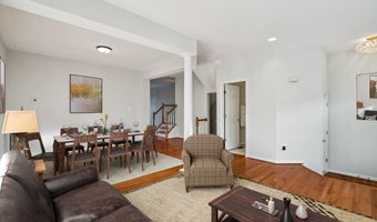 8555 WYNGATE MANOR Ct, Alexandria, VA 22309