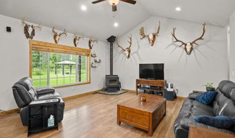 8436 E Snowy Ln, Athol, ID 83801