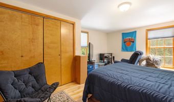 2006 Hutchins St, Berlin, NH 03570
