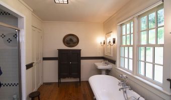 90 Taylor Ln, Alderson, WV 24910
