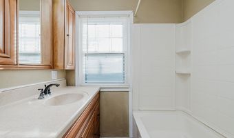 209 W Broadway St, Alexandria, IN 46001