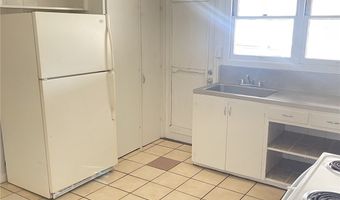 879 3rd St Main,A,B, Pearl City, HI 96782
