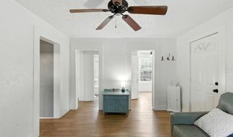 714 N Walnut St, Weatherford, TX 76086