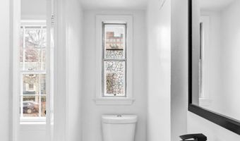 2420 I St NW, Washington, DC 20037