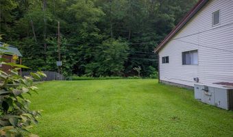 114 Pebbles Dr, Alkol, WV 25501