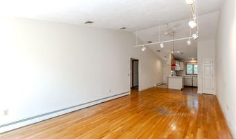 4 Scenery Ln, Johnston, RI 02919