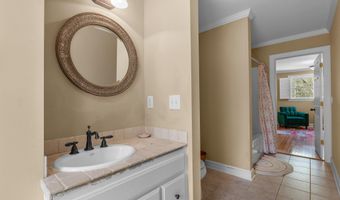 1368 Sunnyhill Dr, Camden, SC 29020