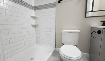 1925 EWALD Ave, Baltimore, MD 21222