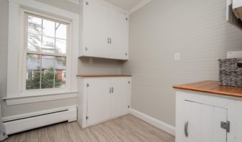 369 Ohio St, Bangor, ME 04401