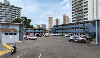 909 University Ave 210, Honolulu, HI 96826