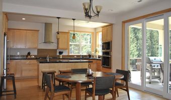 21626 GLAZE Rd, Veneta, OR 97487