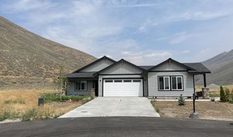 611 Rosewood Dr, Bellevue, ID 83313