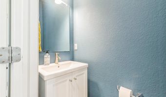 2572 Fulton St, Aurora, CO 80010