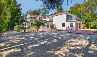 275 Arbolada Dr, Arcadia, CA 91006