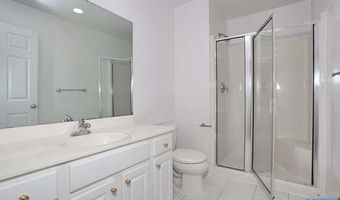 90 Elm St, Allendale, NJ 07401