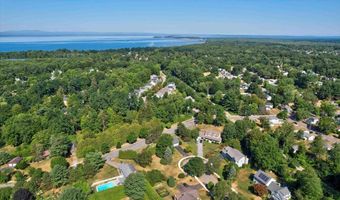 118 Stirling Pl, Burlington, VT 05408