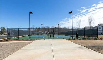 821 York, Acworth, GA 30102