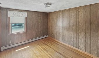 28 City View Pkwy, Johnston, RI 02919