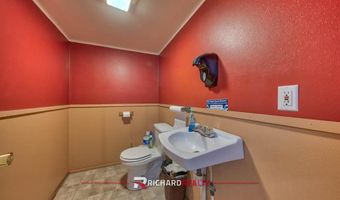 45 E Main St, Byron, WY 82412