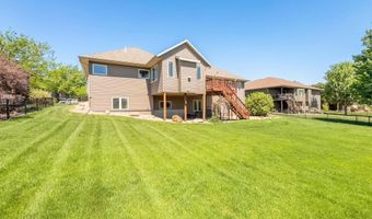 1817 W Ashton Trl, Brandon, SD 57005