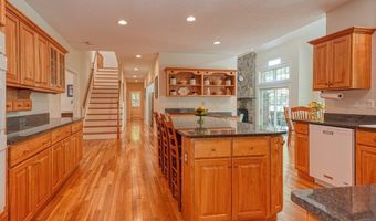 11 Quail Run, Bolton, MA 01740