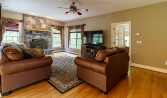 19 Cider Mill Rd, Burlington, CT 06013